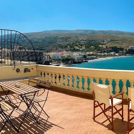 Chic Magnificent Sea View Apartment